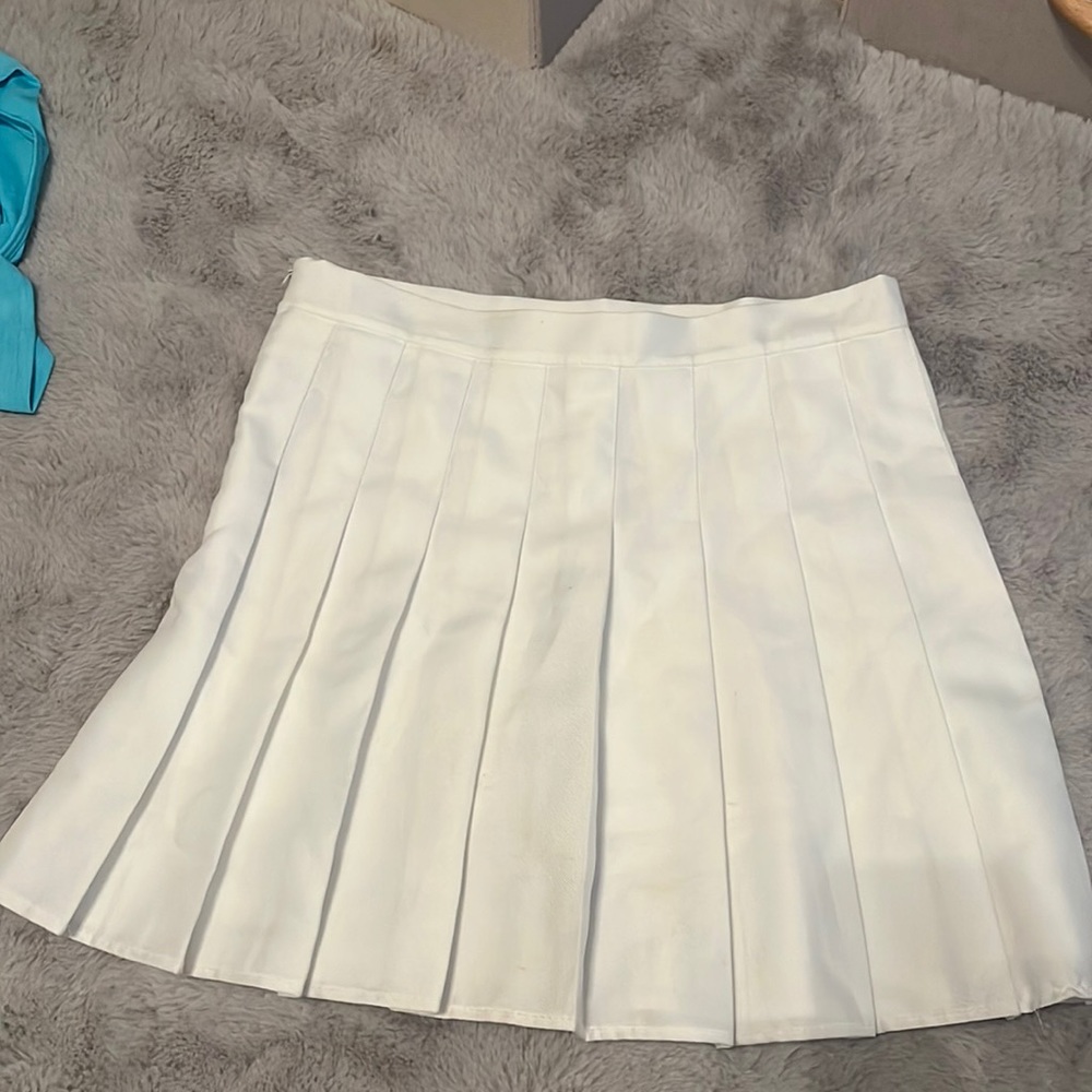 White Tennis skirt. Size medium